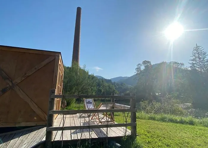 Checkin The Box Schloss Neubruck